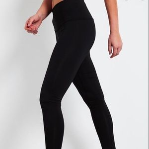 Teeki- solid black hot pant
